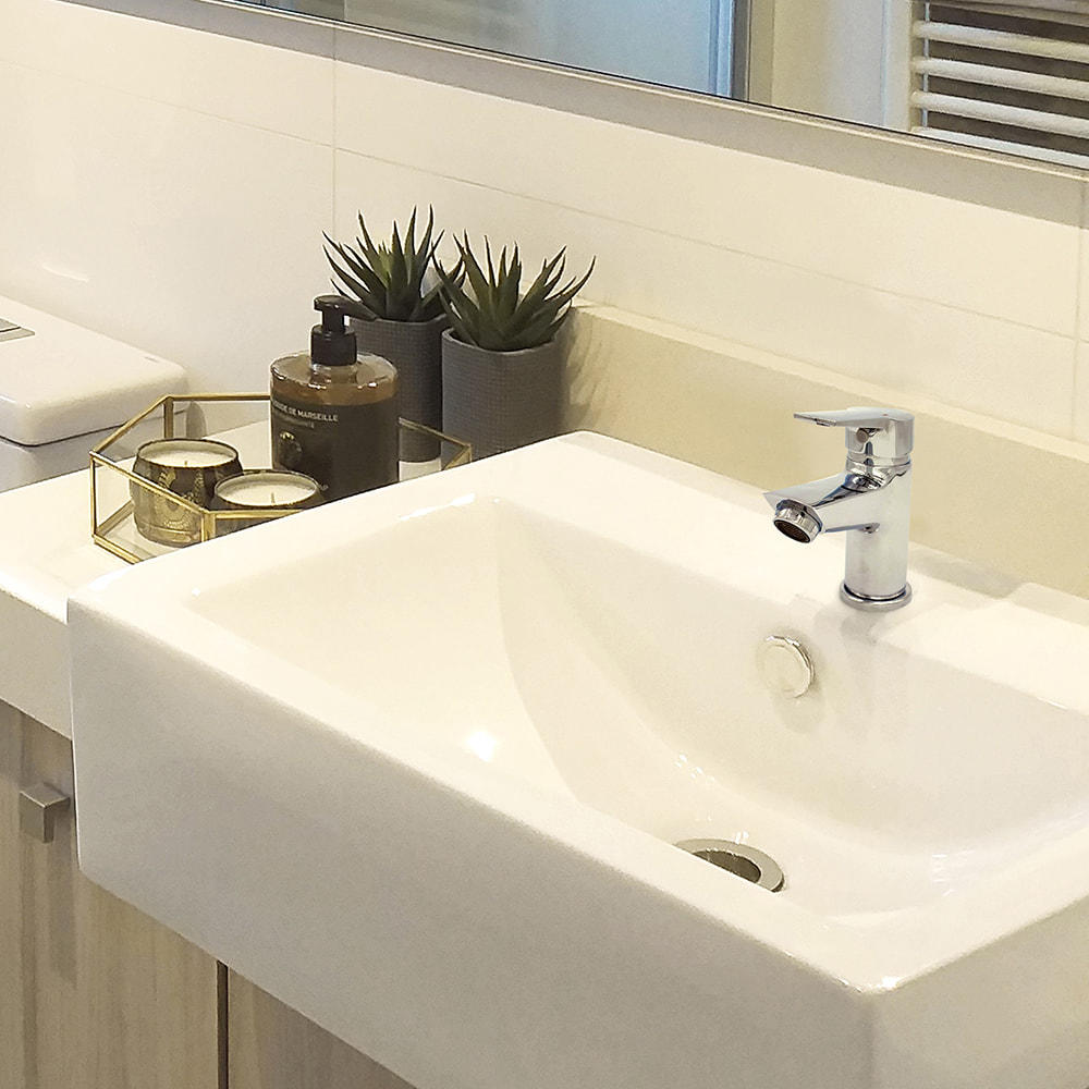 single handle one hole brass bathroom faucet ( torneira banheiro )