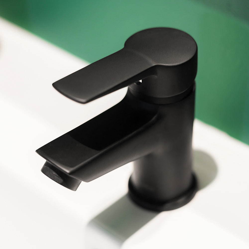 single handle one hole brass bathroom faucet ( torneira banheiro )