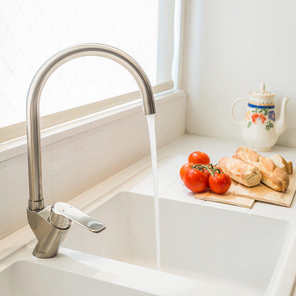 Cheap chrome plated single handle kitchen sink dishwasher tap mixer