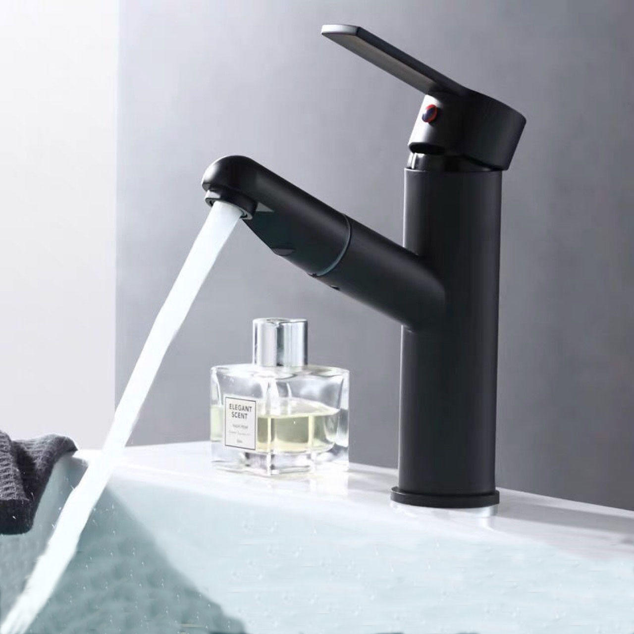 black bathroom faucet with pull out sprayer